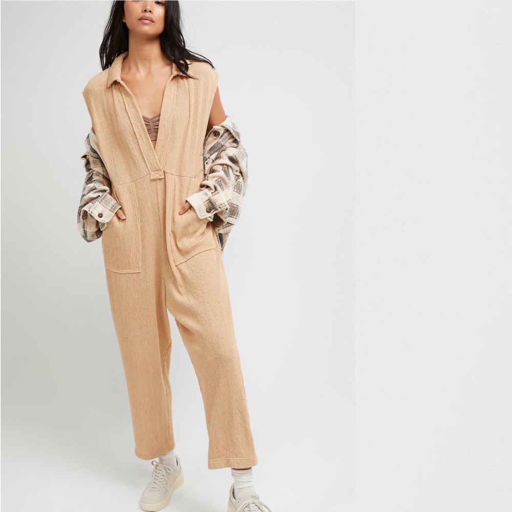 Free People Carousel One Piece Pearl Island SM XS
